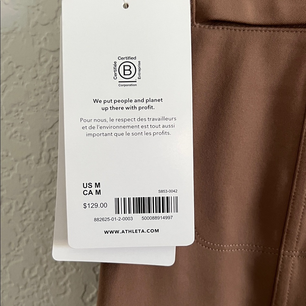 NWT Athleta Delancey Straight Cargo Pants . Size M - Picture 9 of 14